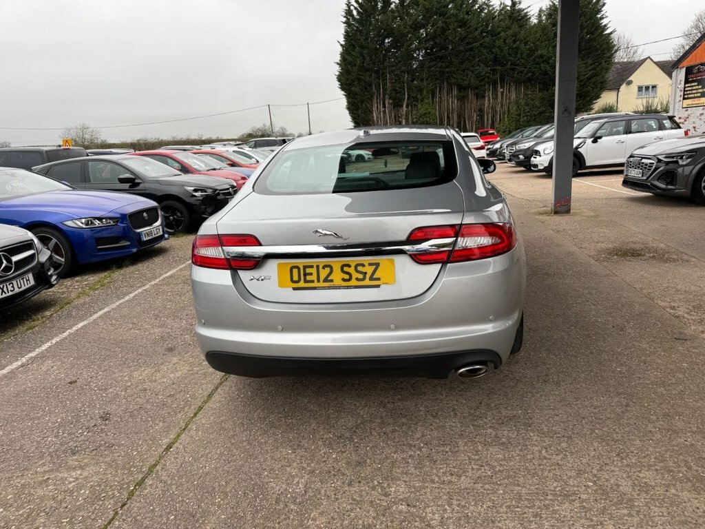 Jaguar XF 2.2L Premium Luxury OE12SSZ Silver #4