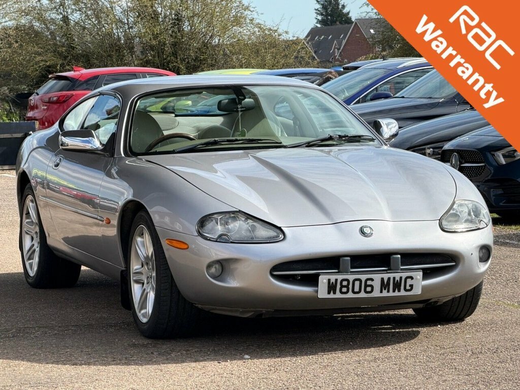 Jaguar XK8 Coupe Silver