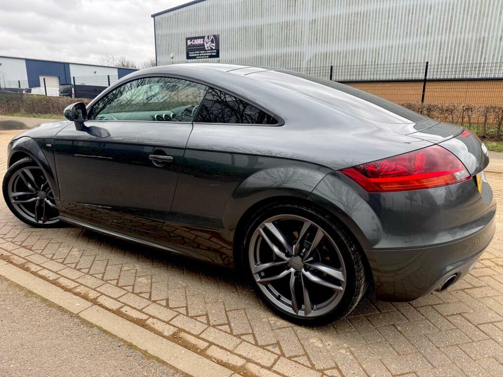 Audi TT 2.0 Tfsi Black Edition Euro 5 S S Grey #3