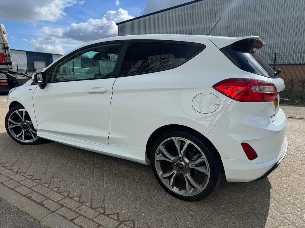 Ford Fiesta 1.0T Ecoboost St-line Euro 6 S S PN67UGY White #3