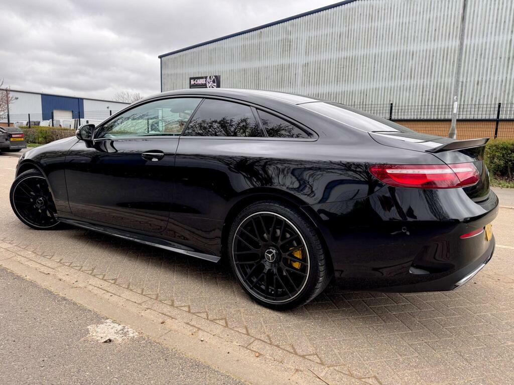 Mercedes-Benz E Class 2.0 E220d Amg Line G-tronic Euro 6 S S FL18LFM Black #3