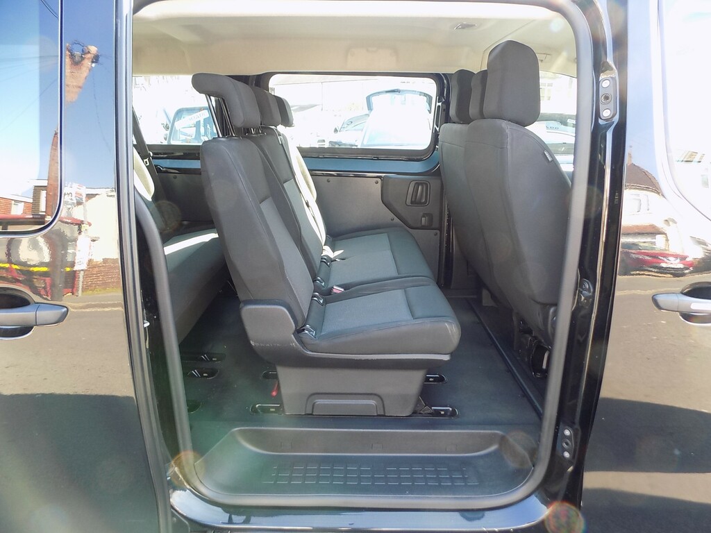 Vauxhall Vivaro E Life Combi GJ23YNX Black #6