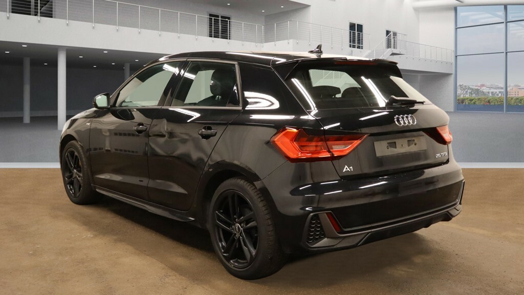 Audi A1 Sportback Tfsi S Line LM23HKK #5