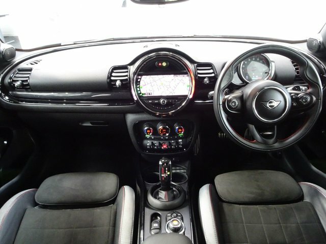 Mini Clubman 2.0 John Cooper Works Estate 6Dr Steptronic Black #2