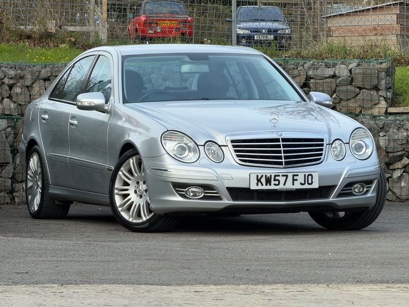 Mercedes-Benz E Class 2.1 E220 Cdi Avantgarde Silver #2