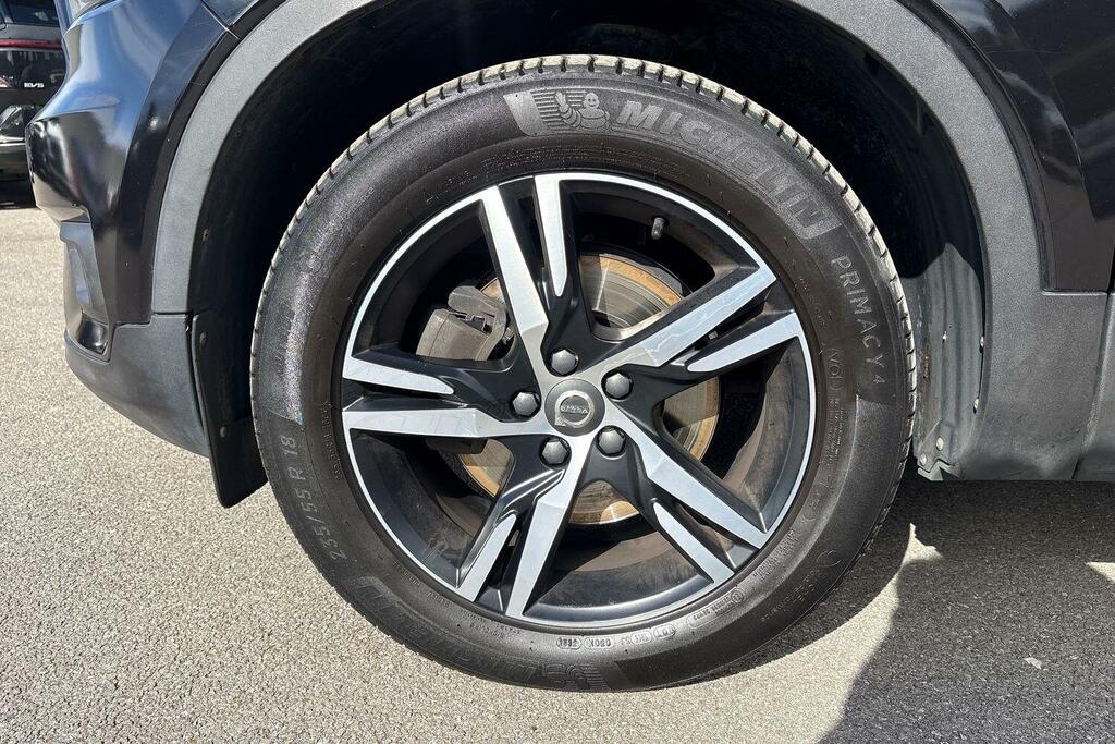 Volvo XC40 2.0 B4 Mhev R-design Awd Euro 6 Ss AK70KLL #6