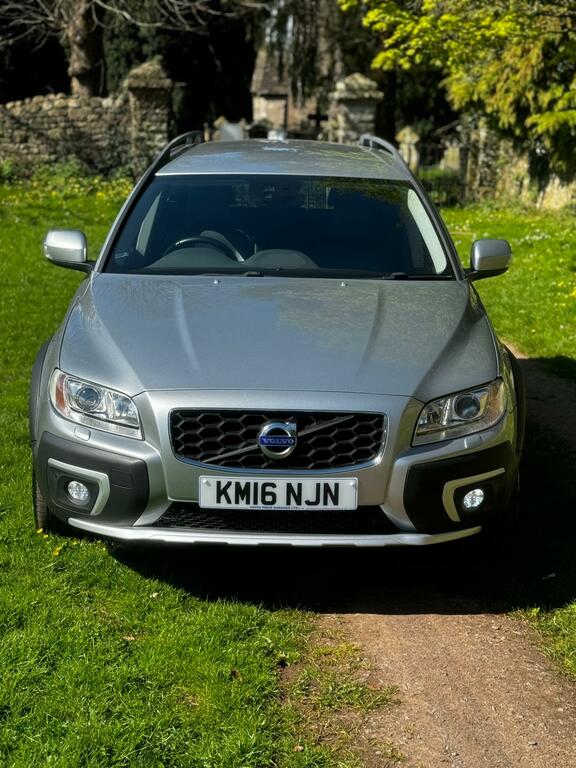 Volvo XC70 2.4 D4 Se Lux Awd Euro 6 Ss Silver #2