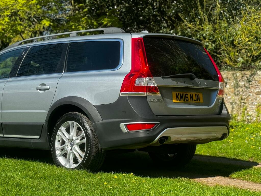 Volvo XC70 2.4 D4 Se Lux Awd Euro 6 Ss Silver #6
