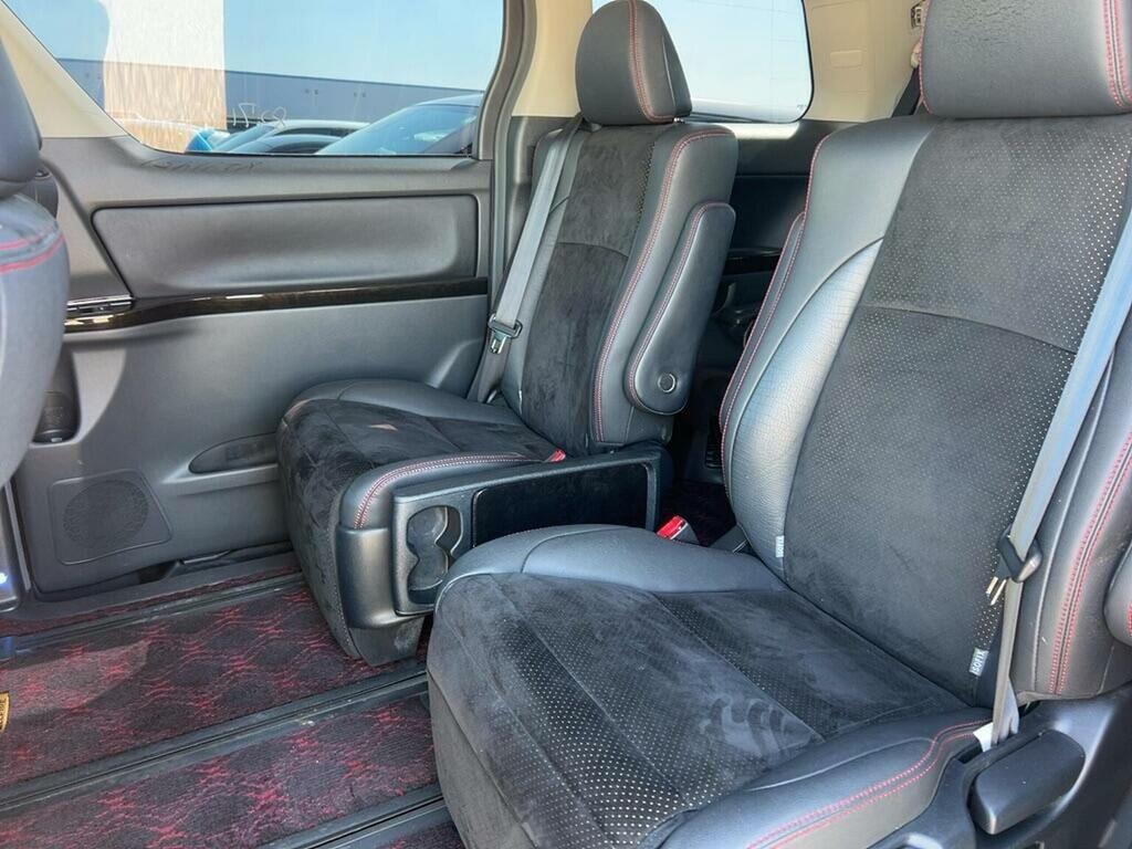 Toyota Vellfire Mpv Silver #4