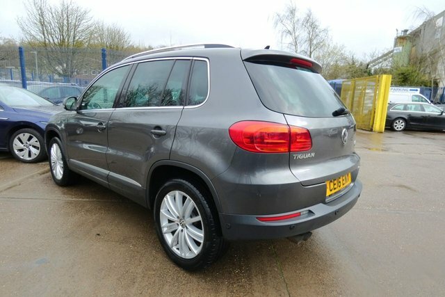 Volkswagen Tiguan 2016 2.0 Tdi Bluemotion Tech Match Edition Suv CE16ENX Grey #6