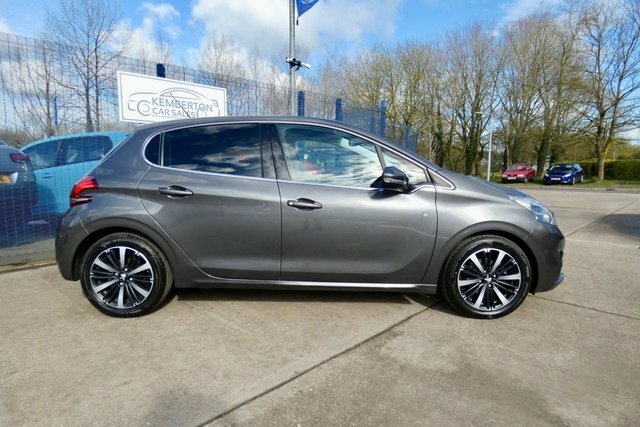 Peugeot 208 2019 1.2 Puretech Tech Edition Hatchback Petro EJ69GYB Grey #4