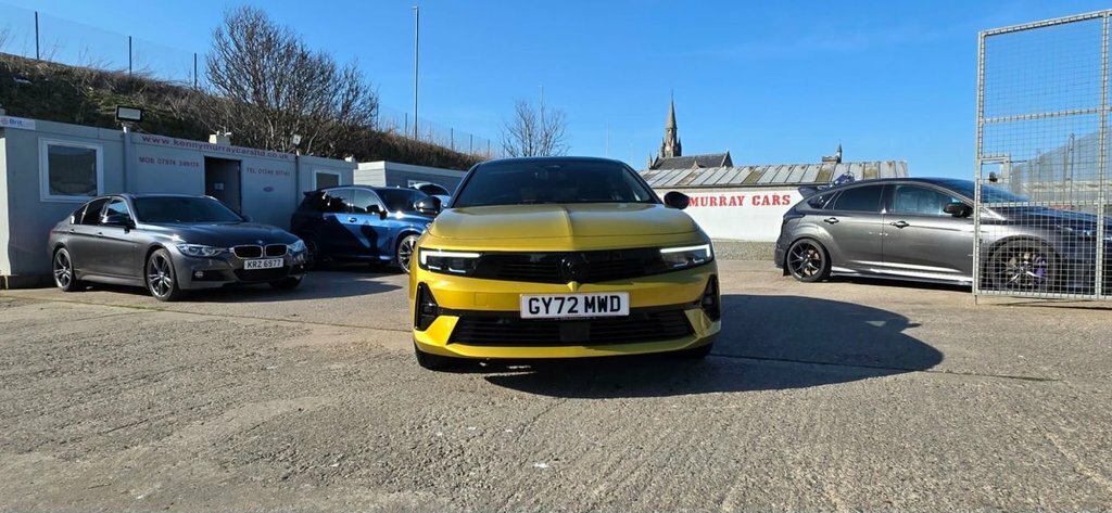 Vauxhall Astra 1.2L Ultimate Yellow #6