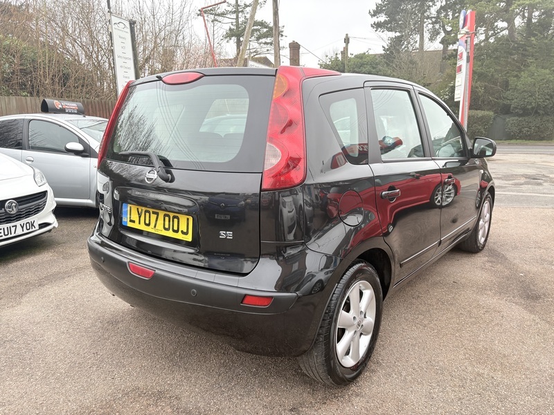 Nissan Note Se Black #6