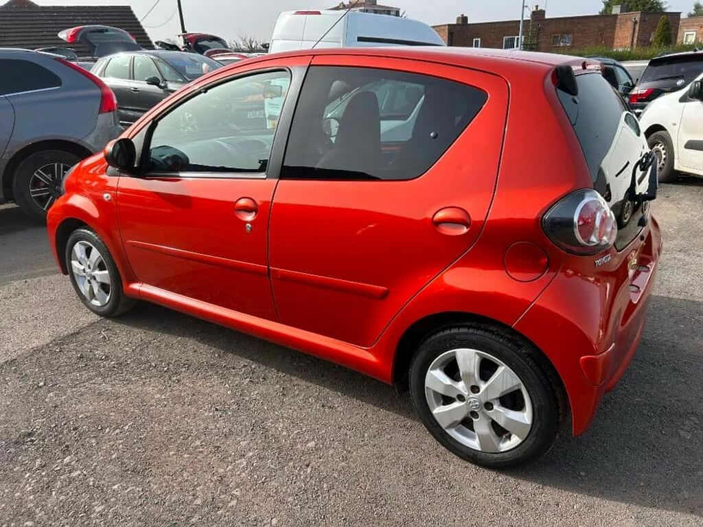 Toyota Aygo Sold BJ12EOL Red #4