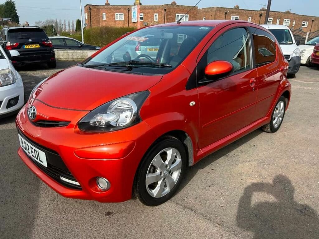 Toyota Aygo Sold BJ12EOL Red #3