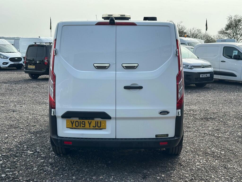 Ford Transit Custom 2.0 320 Ecoblue Crew Van L1 H1 Euro 6 6 Seat YO19YJU White #5