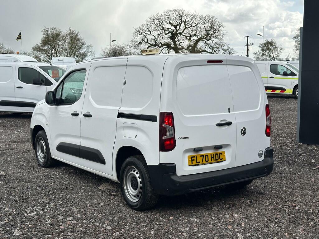 Vauxhall Combo 1.5 Turbo D 2000 Edition L1 H1 Euro 6 Ss FL70HDC White #4