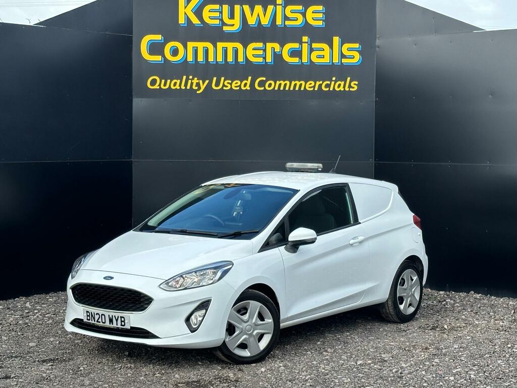 Ford Fiesta 1.5 Tdci Euro 6 Ss White