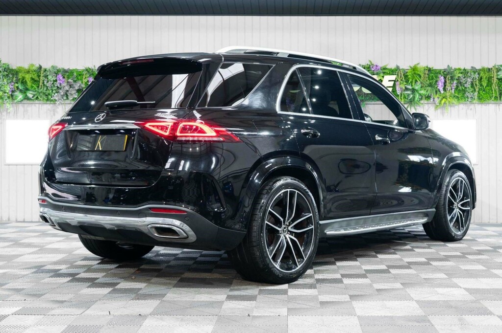 Mercedes-Benz GLE Class D Amg Line Premium Plus Suv G-tronic 4Mat Black #4