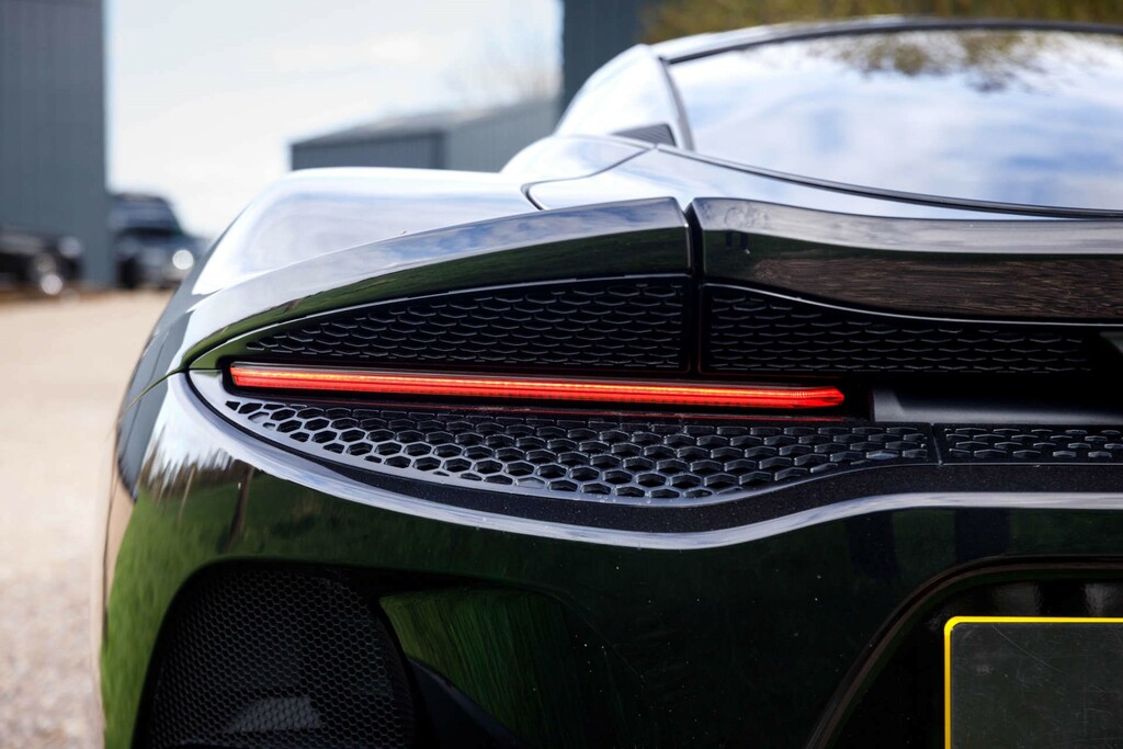 McLaren GT V8 Ssg Purple #25