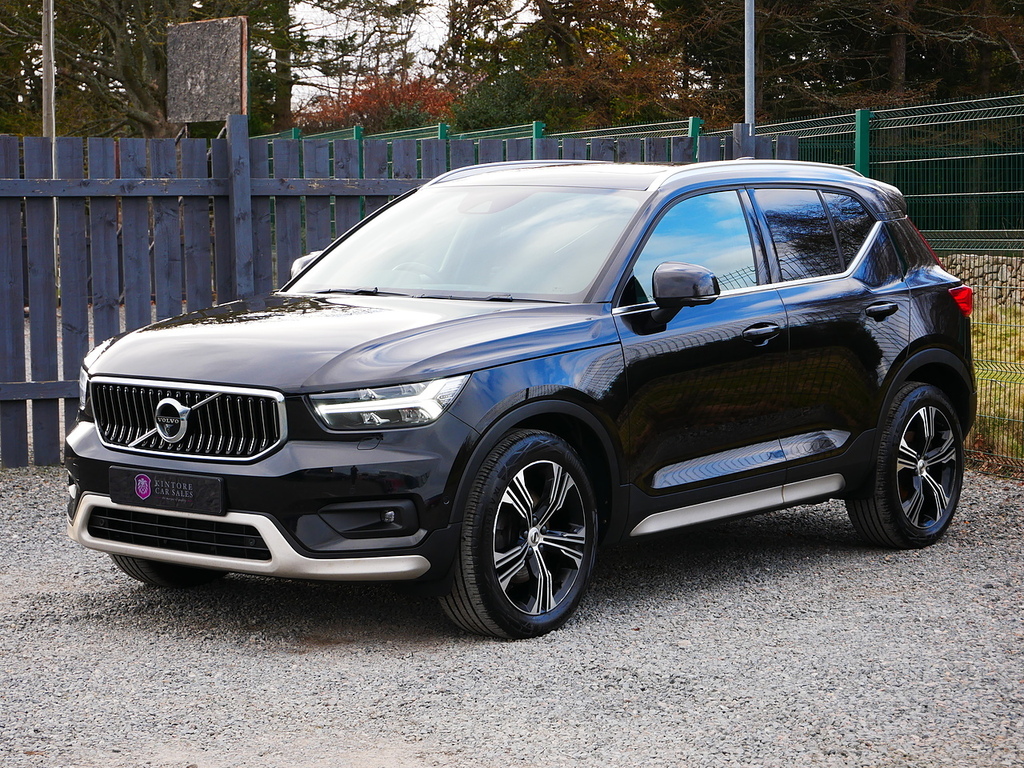 Volvo XC40 2.0 T5 Inscription Pro Awd Euro 6 U32 SR68MTK Black #4