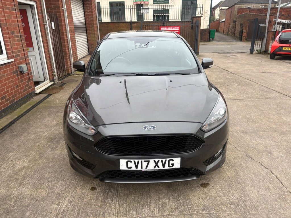 Ford Focus 1.5T Ecoboost St-line Euro 6 Ss CV17XVG Grey #2