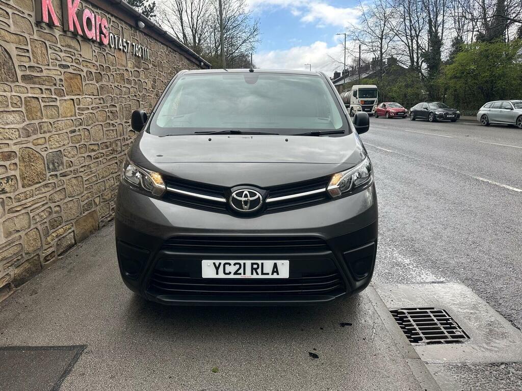 Toyota PROACE Panel Van 50Kwh Icon Medium Panel Van Mwb 6Dr Grey #5