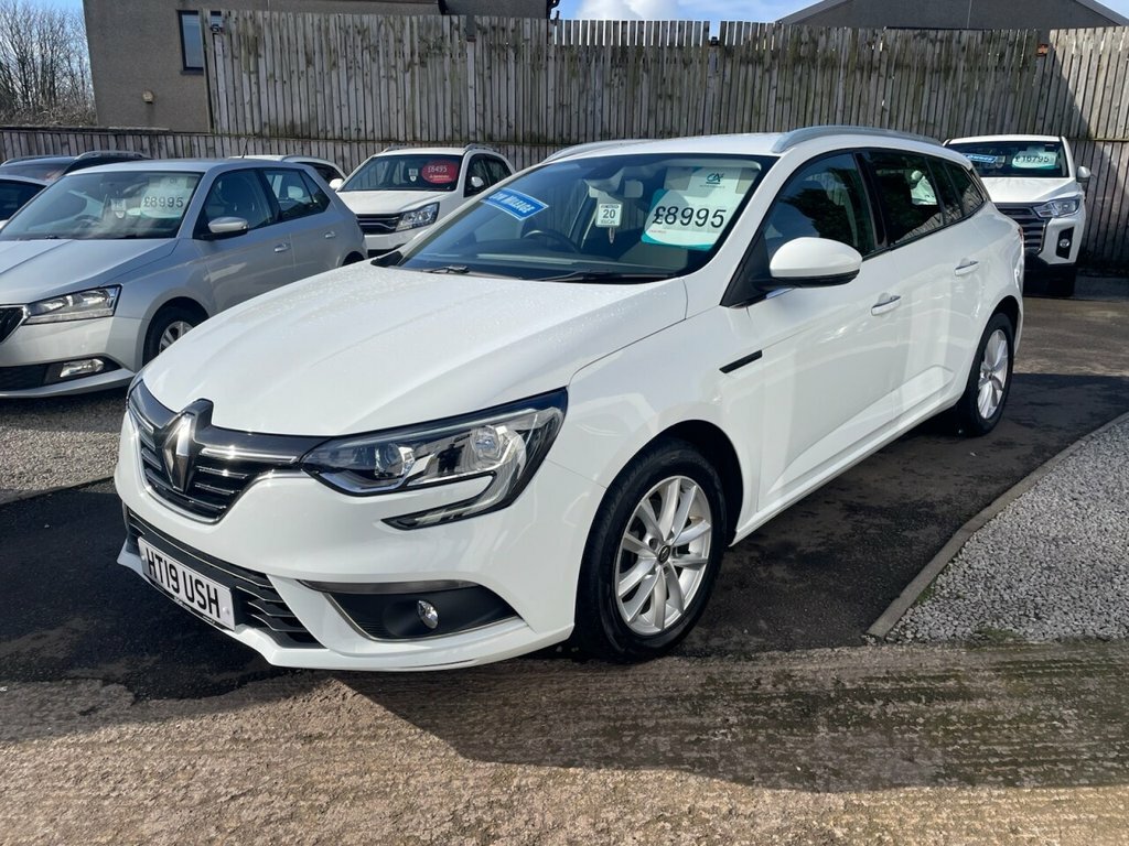 Renault Megane 1.3L Play White #4