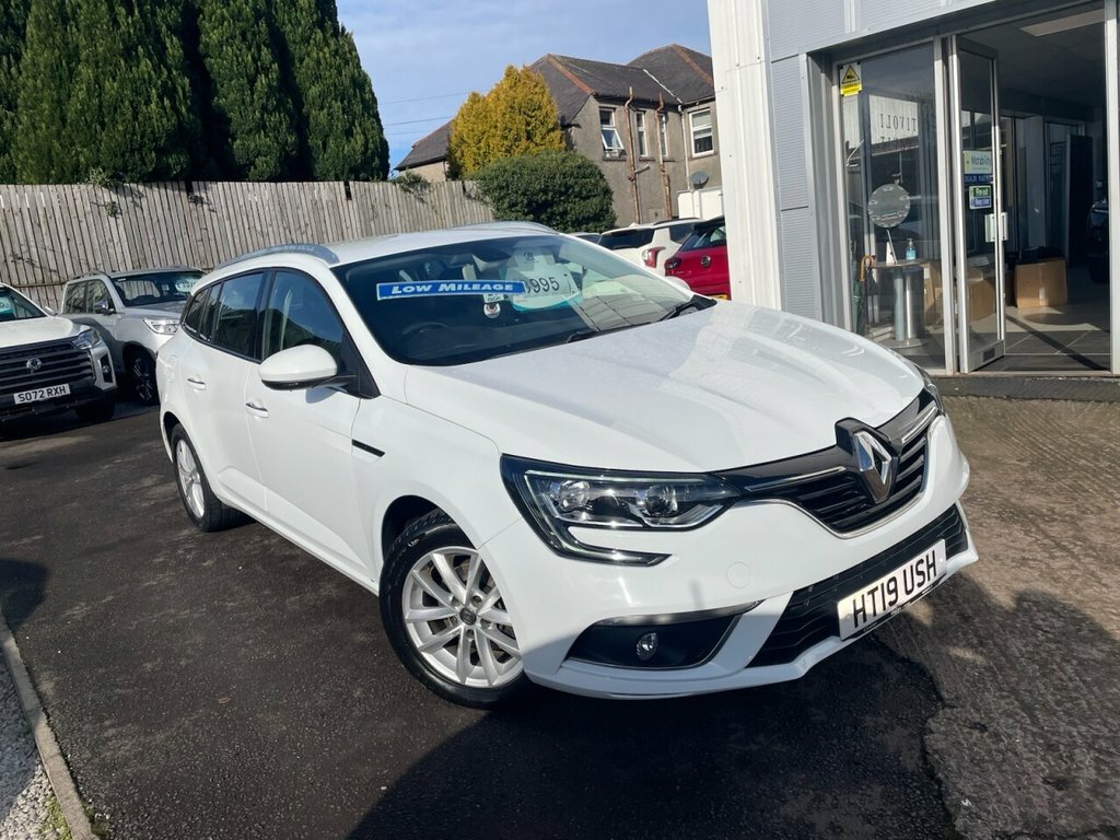 Renault Megane 1.3L Play White