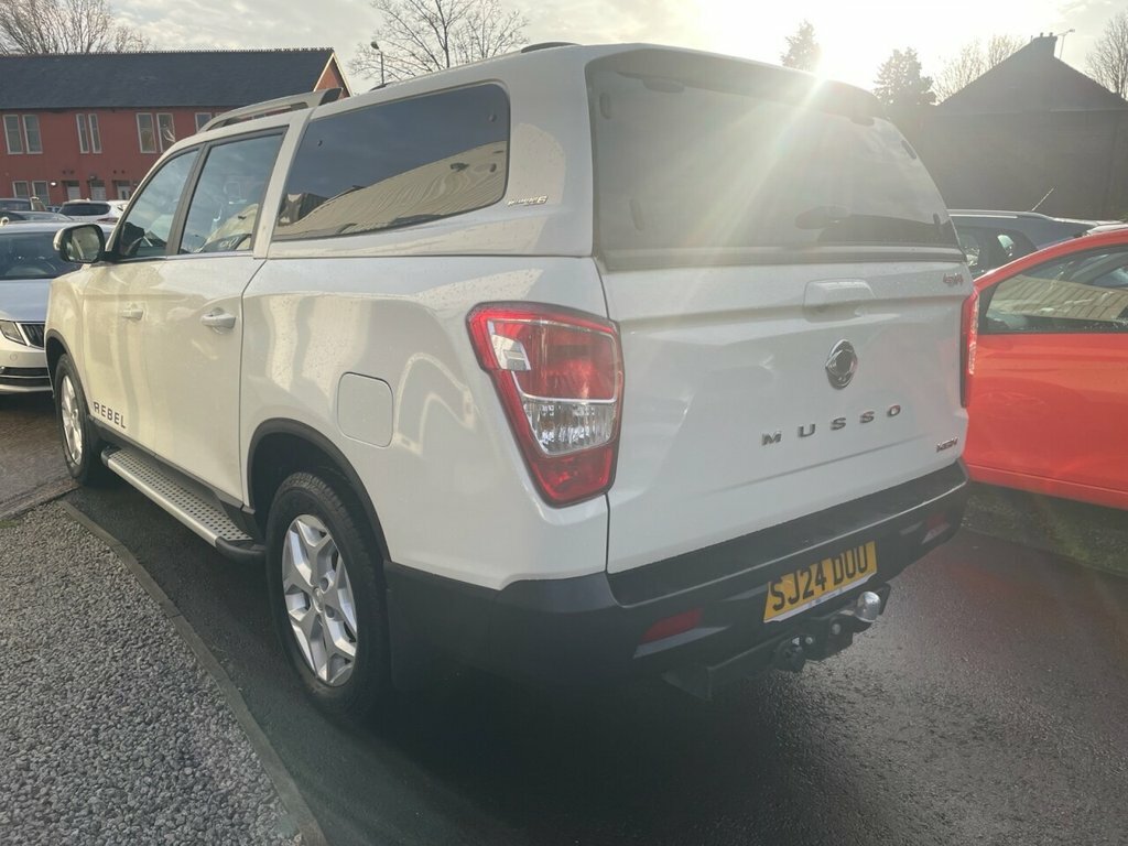 SsangYong Musso 2.2L Rebel SJ24DUU White #6
