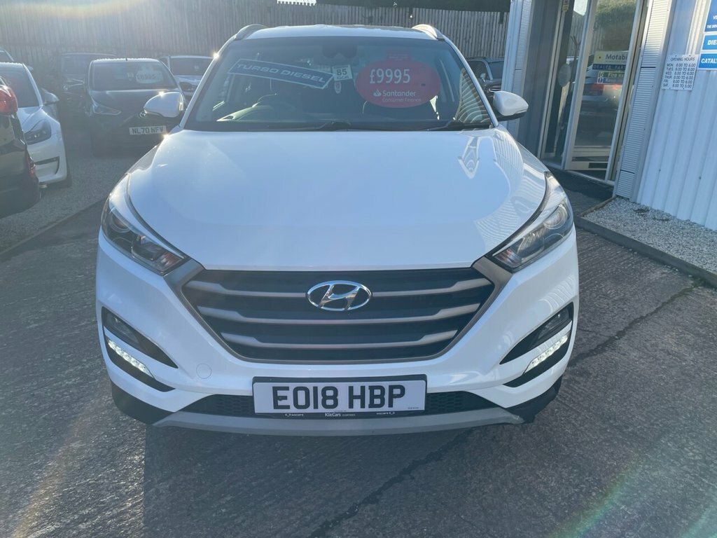 Hyundai Tucson 1.7L Se Nav EO18HBP White #2