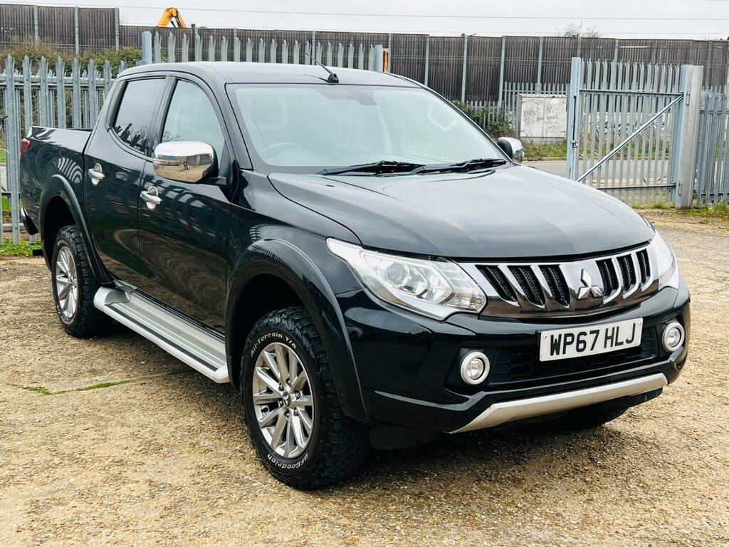 Mitsubishi L200 Pickup 2.4 Di-d Dc Barbarian 4Wd Euro 6 WP67HLJ Black #2
