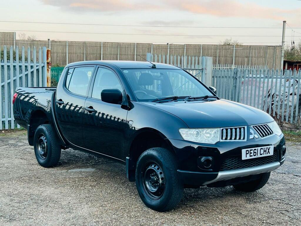 Mitsubishi L200 Pickup 2.5 Di-d 4Work 4Wd Euro 4 Lb 201161 Black #3
