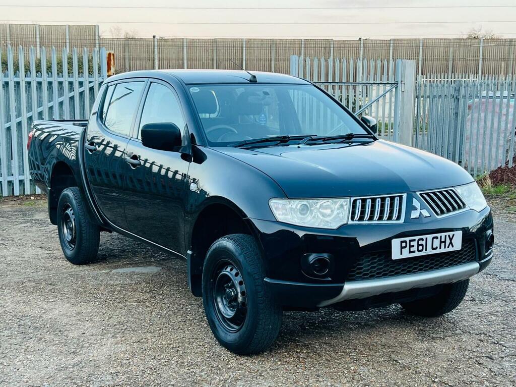 Mitsubishi L200 Pickup 2.5 Di-d 4Work 4Wd Euro 4 Lb 201161 Black #4