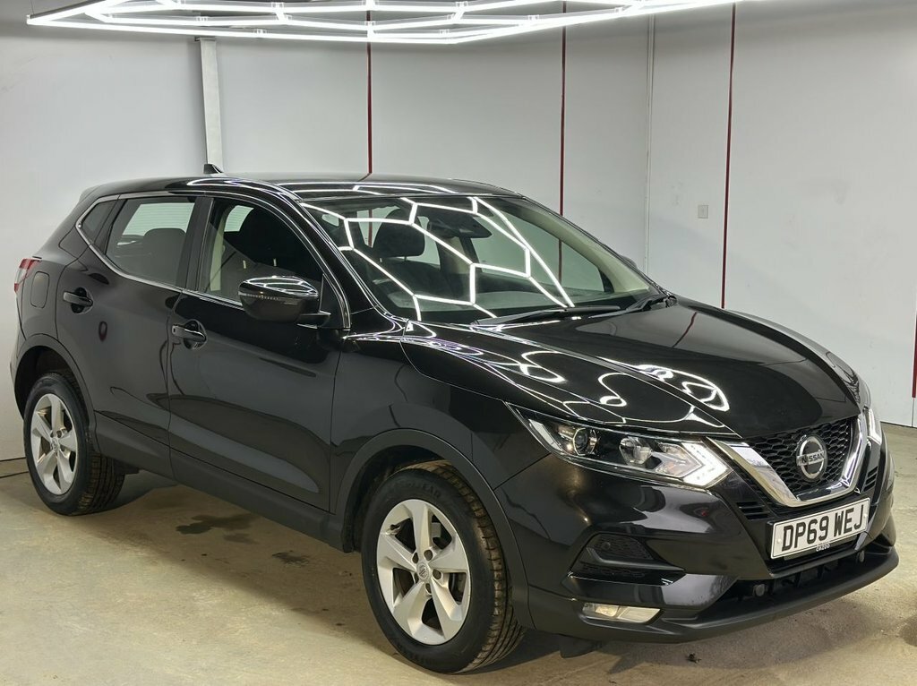 Nissan Qashqai 1.3L Acenta Premium DP69WEJ Black #4