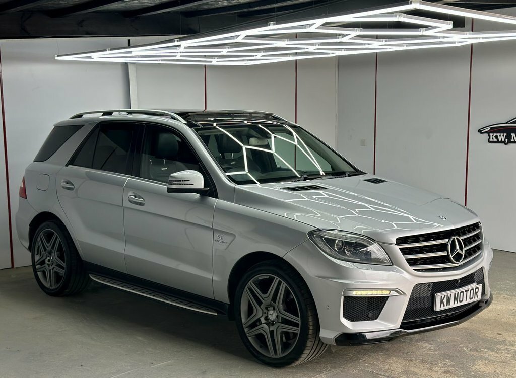 Mercedes-Benz M Class 5.5L Amg Silver