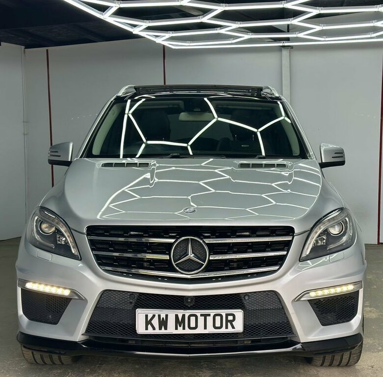 Mercedes-Benz M Class 5.5L Amg Silver #4