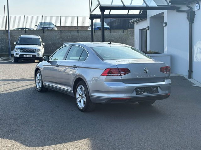 Volkswagen Passat 2.0 Tdi Evo Se Nav Saloon Euro 6 Silver #4