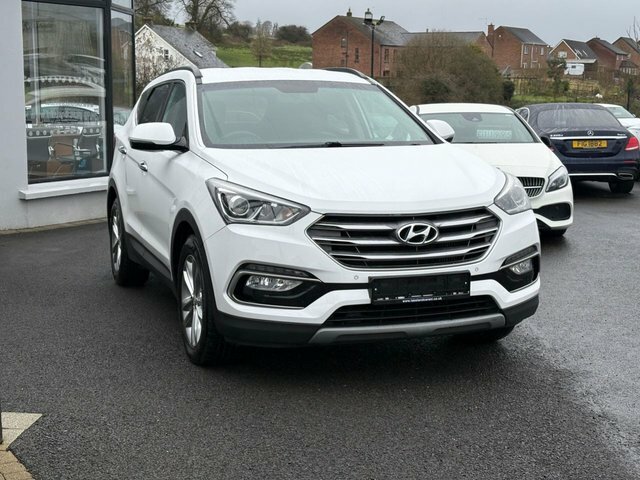 Hyundai Santa Fe 2.2 Crdi Blue Drive Premium Suv 4W EF67XXS White #6
