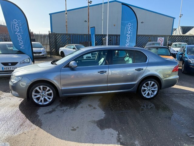 Skoda Superb 2.0 Tdi Se Plus Hatchback Euro 5 Grey #6