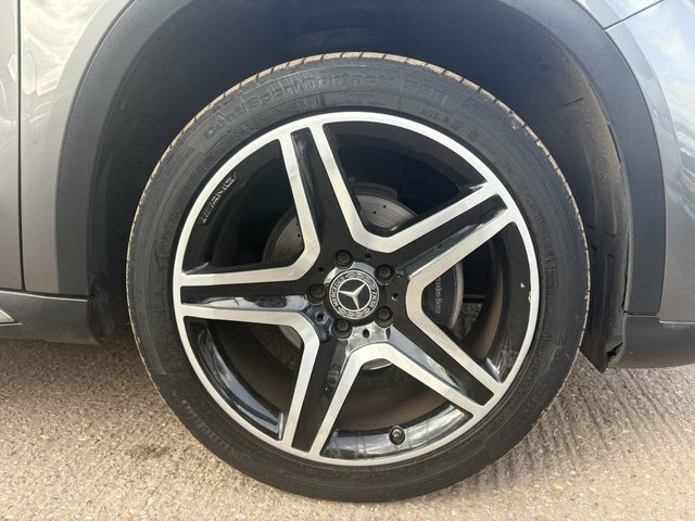 Mercedes-Benz GLA Class 2.1 Gla200d Amg Line Suv 7G-dct Euro 6 FT68AWJ Grey #6
