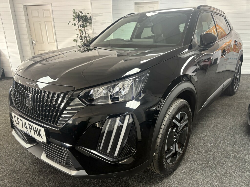 Peugeot 2008 Suv 1.2 Puretech Allure Black #5
