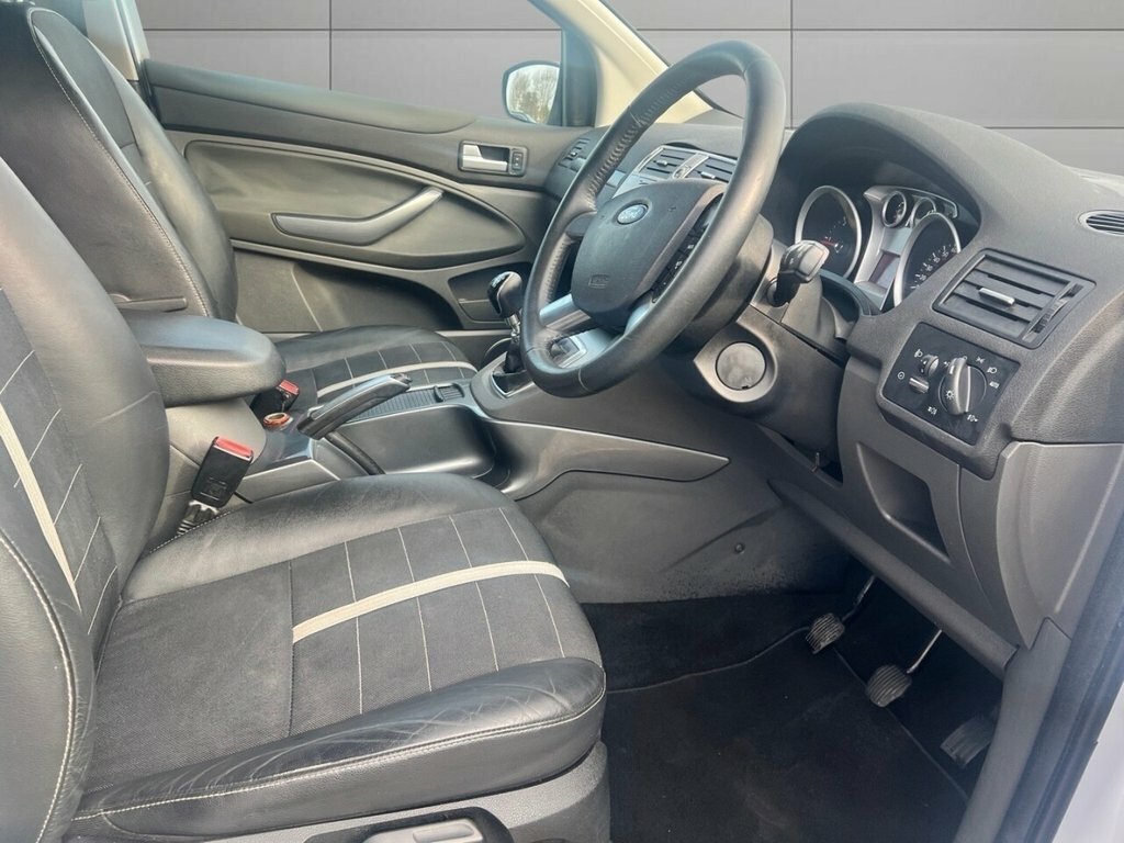 Ford Kuga 2L Titanium White #3
