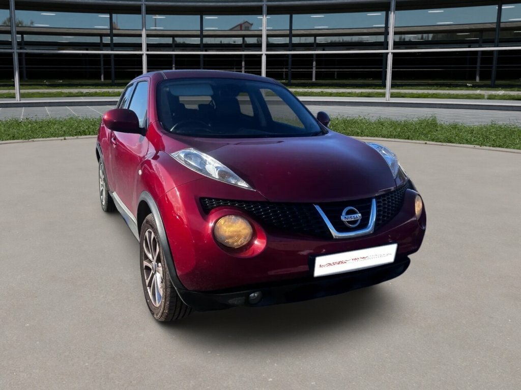 Nissan Juke 1.6L Tekna Red