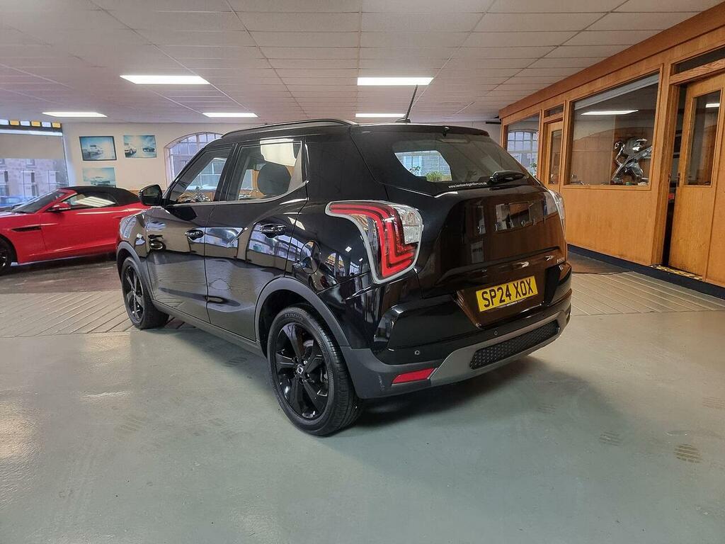 SsangYong Tivoli Tivoli K30 Suv 1 Black #4