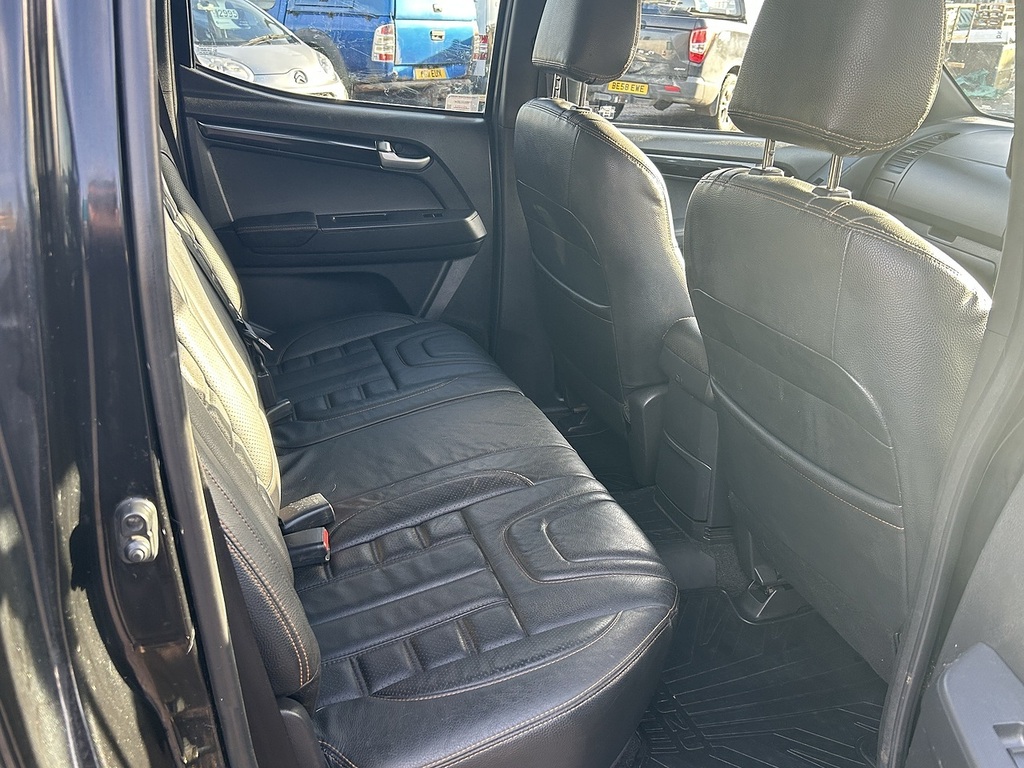 Isuzu D-Max 1.9 Td Blade Pickup Double Cab 4Wd BA17BLE Black #6
