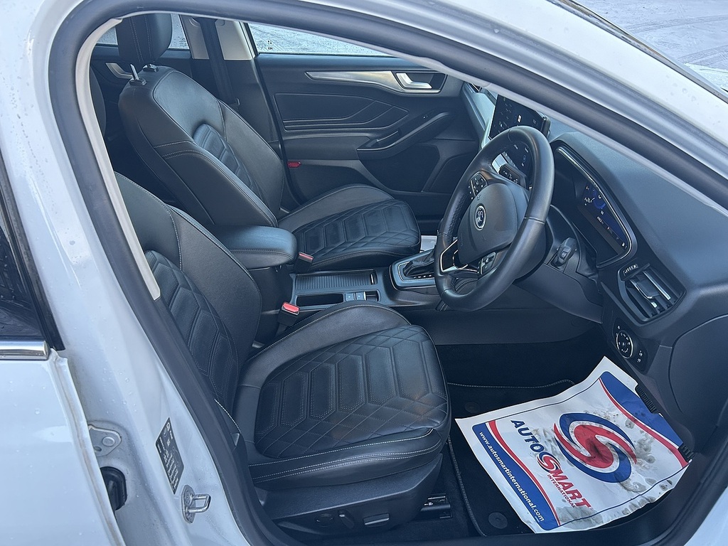 Ford Focus 1.0T Ecoboost Mhev Titanium X Estate Hy HV24LLT White #6