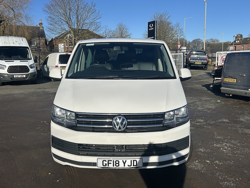 Volkswagen Transporter Shuttle 2.0 Tdi Bluemotion Tech Se Minibus Double Cab White #2