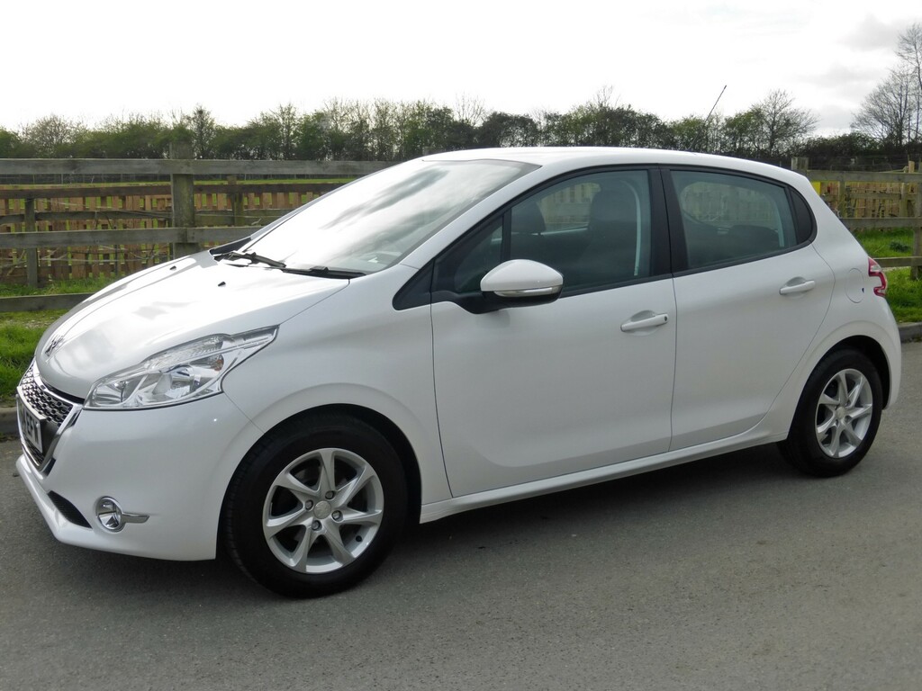 Peugeot 208 Petrol FP64EFW  #4