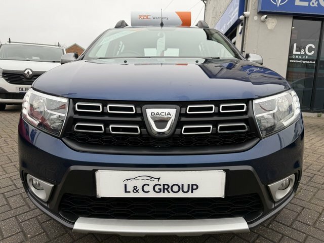 Dacia Sandero Stepway 1.5 Dci Laureate Euro 6 SV67WKO Blue #4